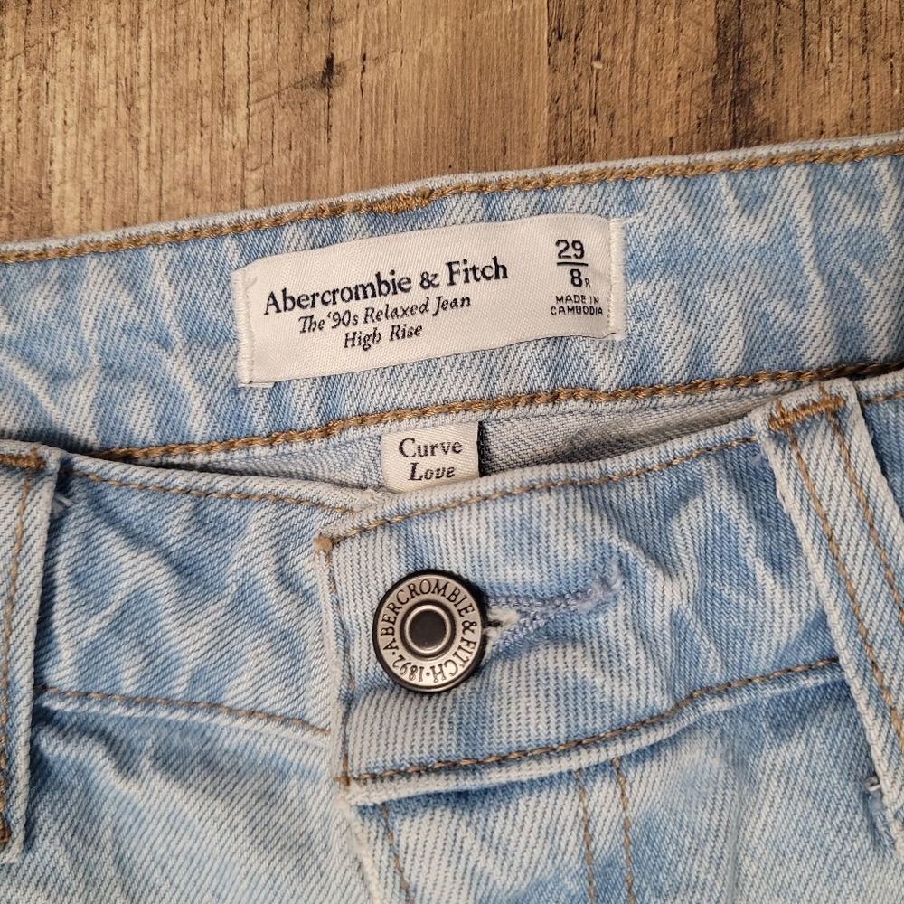 Abercrombie & Fitch The 90s High Rise Relaxed Distressed Women's Jeans Curve Lov - Picture 4 of 10
